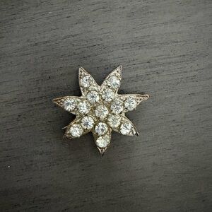 Vintage Mid Century Silver Tone Rhinestone Starburst Costume Jewelry Brooch Pin